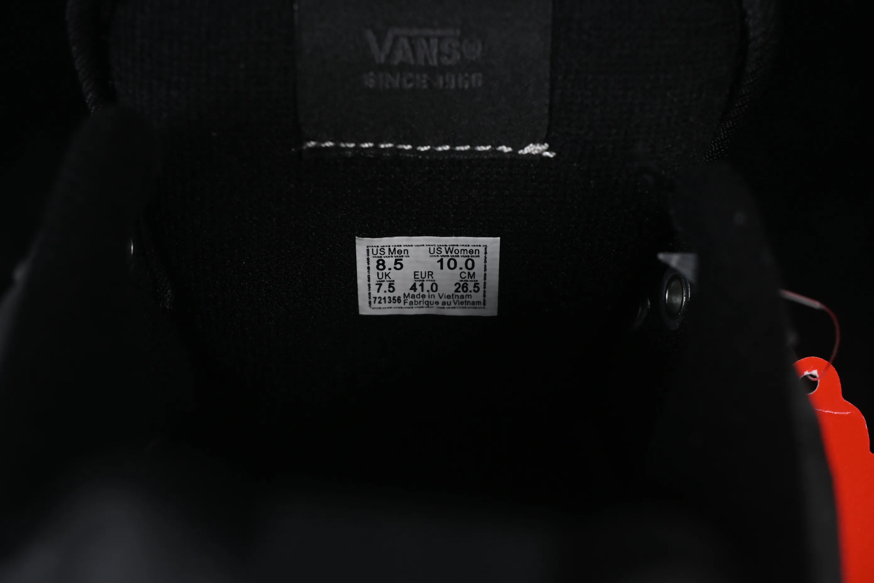 All categories Vans Vans series Vans Low Vans low-top Vans Sku-Skool Vans official low-top casual sneakers VN009QCBDAK